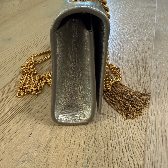 Saint Laurent Kate Tassel Small Bag in Metallic Leather - Picture 3 of 11